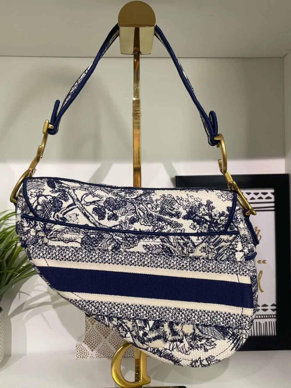 Dior Navy & White Medium Saddle Shoulder Bag with Toile Motif - Picture 2 of 5